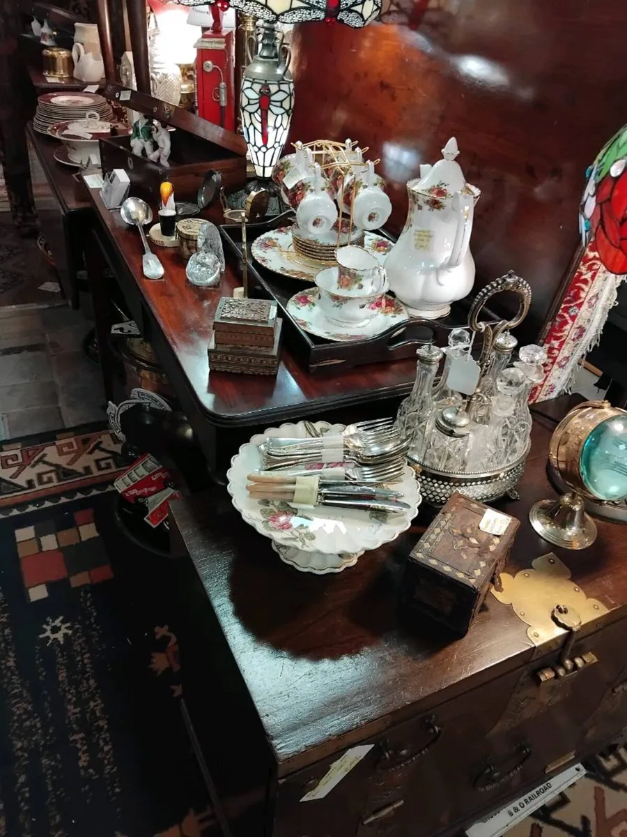Antiques - Image 3