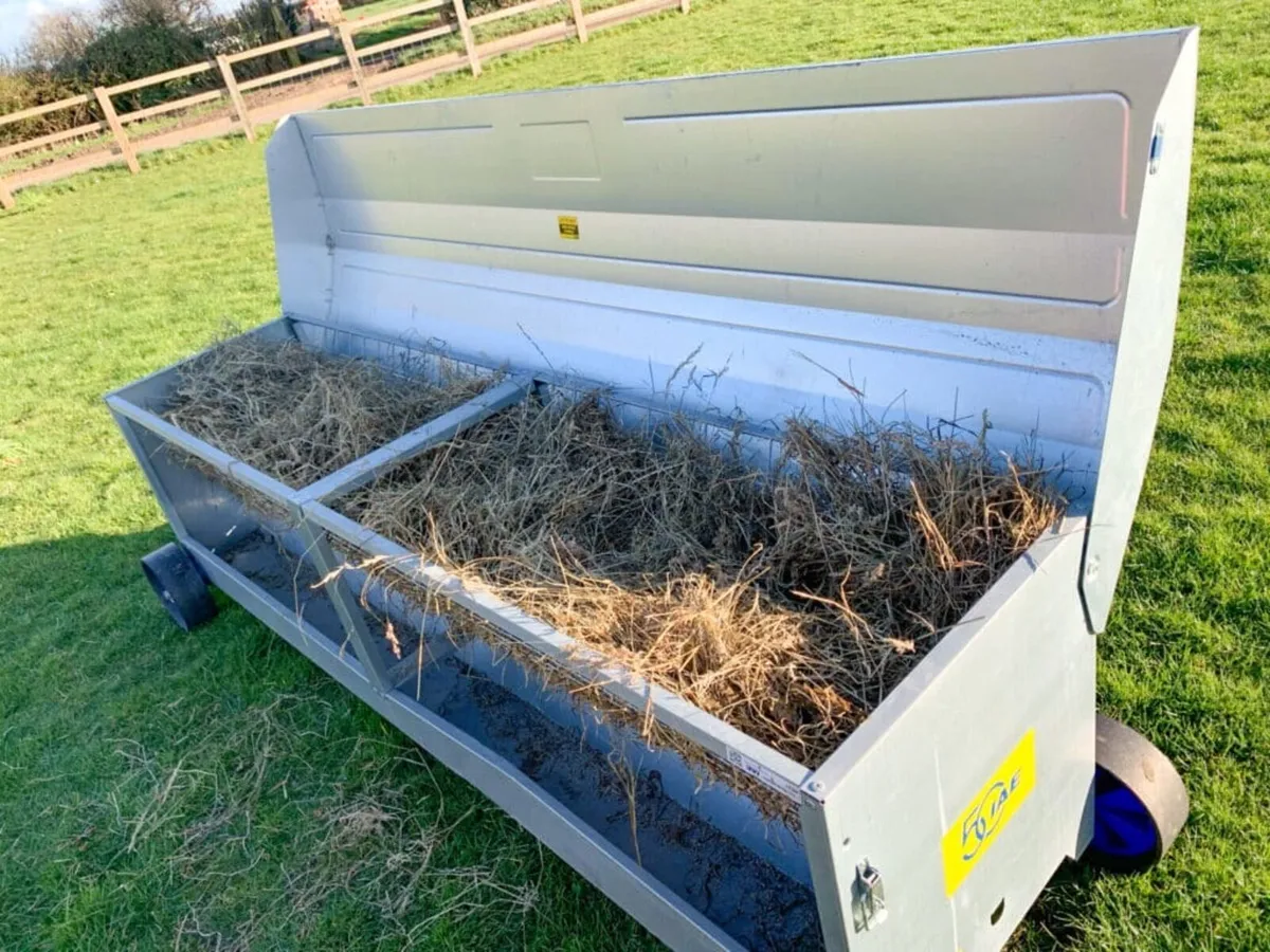 2 Hay/Meal Feeders - Image 2