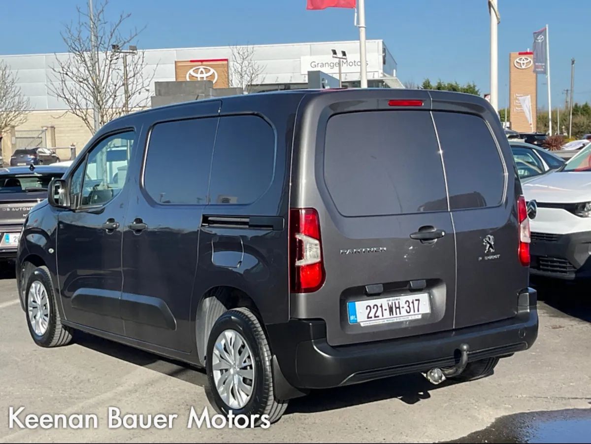 Peugeot Partner 1.5 BLUE HDI 100 PANEL - Image 4