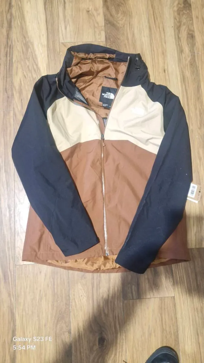 The North face ,Stratos Jacket Stone Brown/Khaki - Image 1