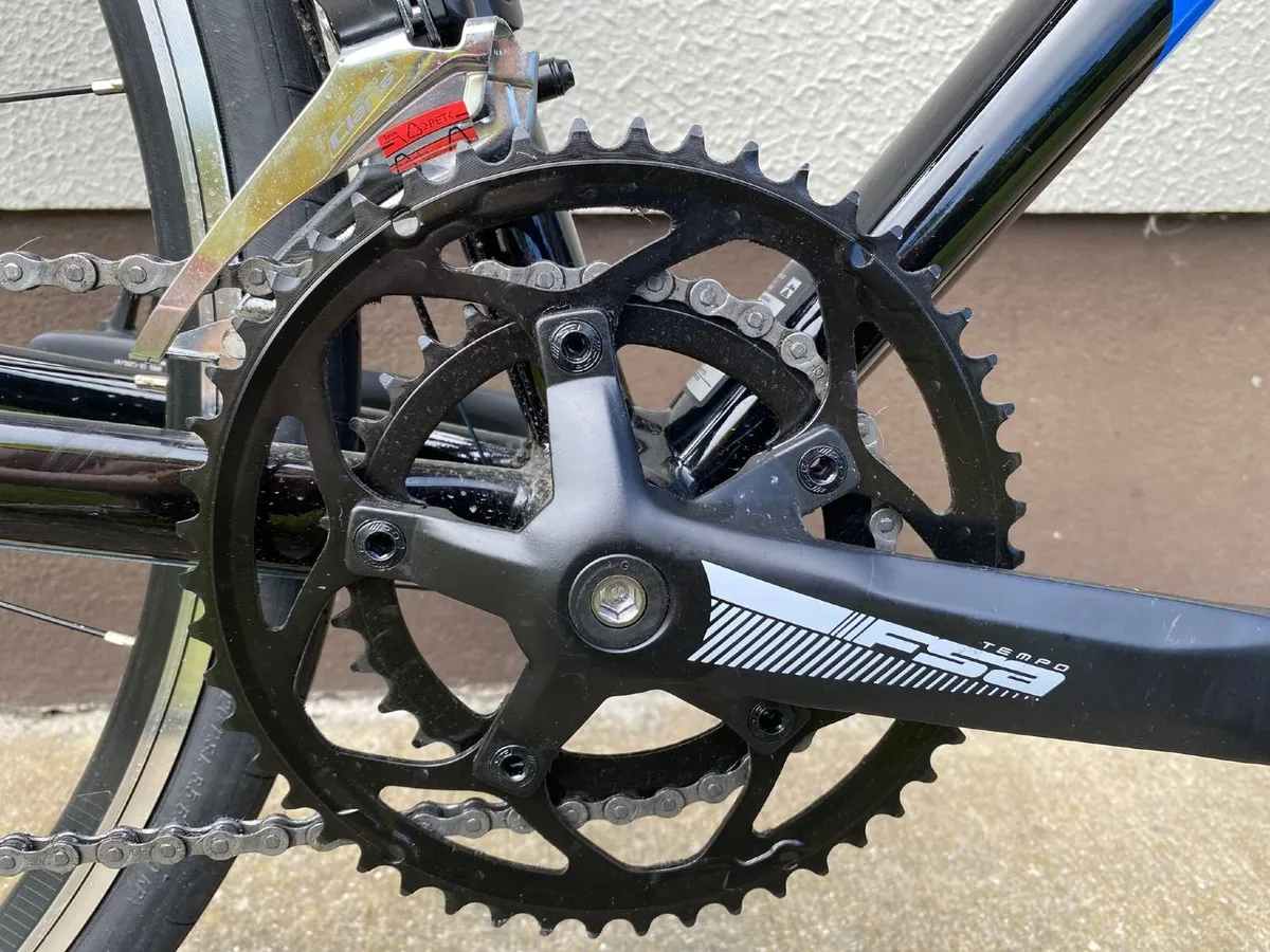 Giant Gant SR road bike - Image 1