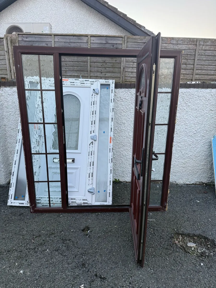 Pvc front door - Image 3