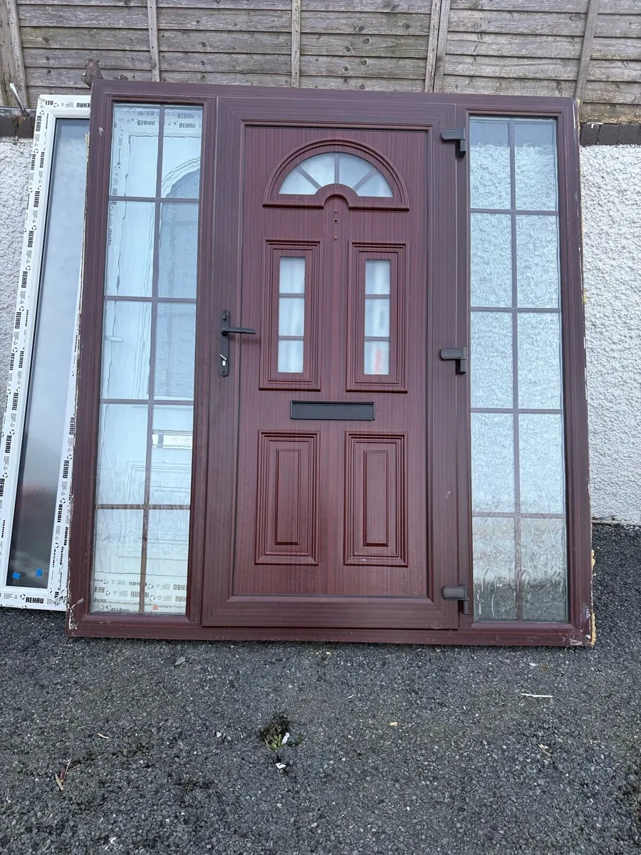 Pvc front door - Image 2