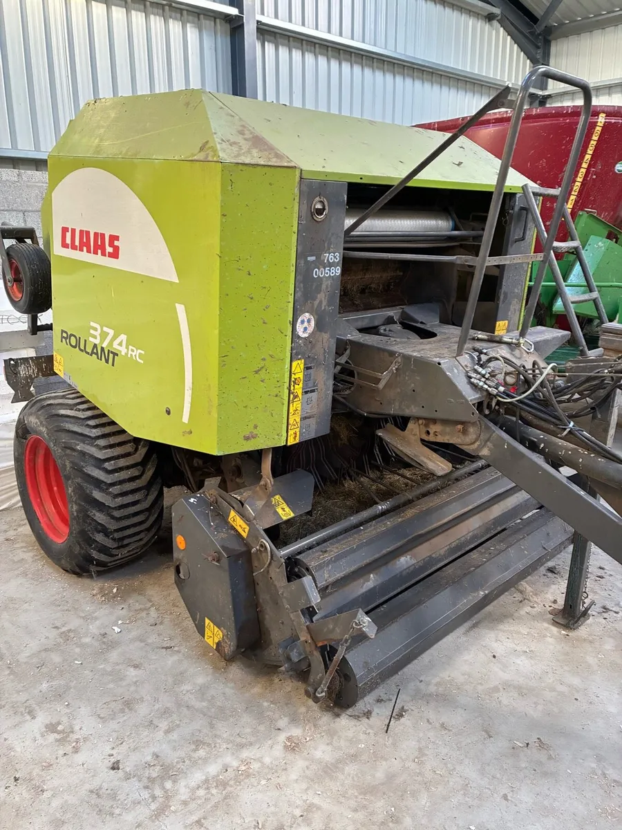 Claas 374RC baler - Image 1