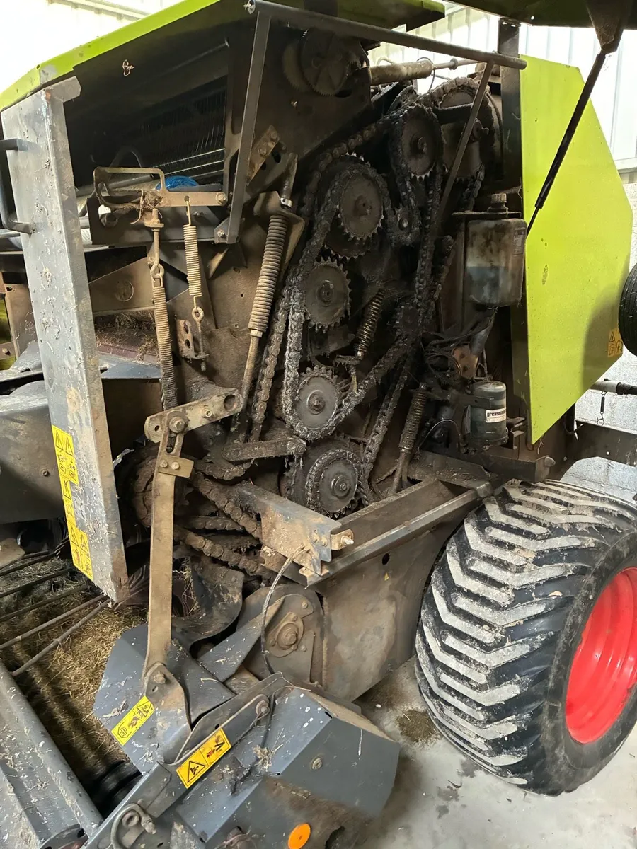 Claas 374RC baler - Image 3
