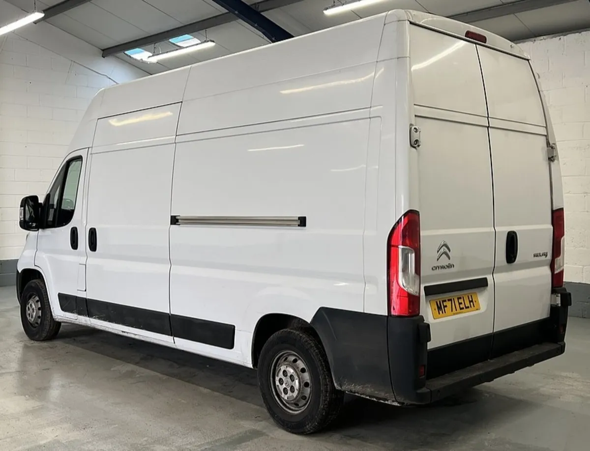 2021 Citroen Relay High Roof Panel Van - Image 3
