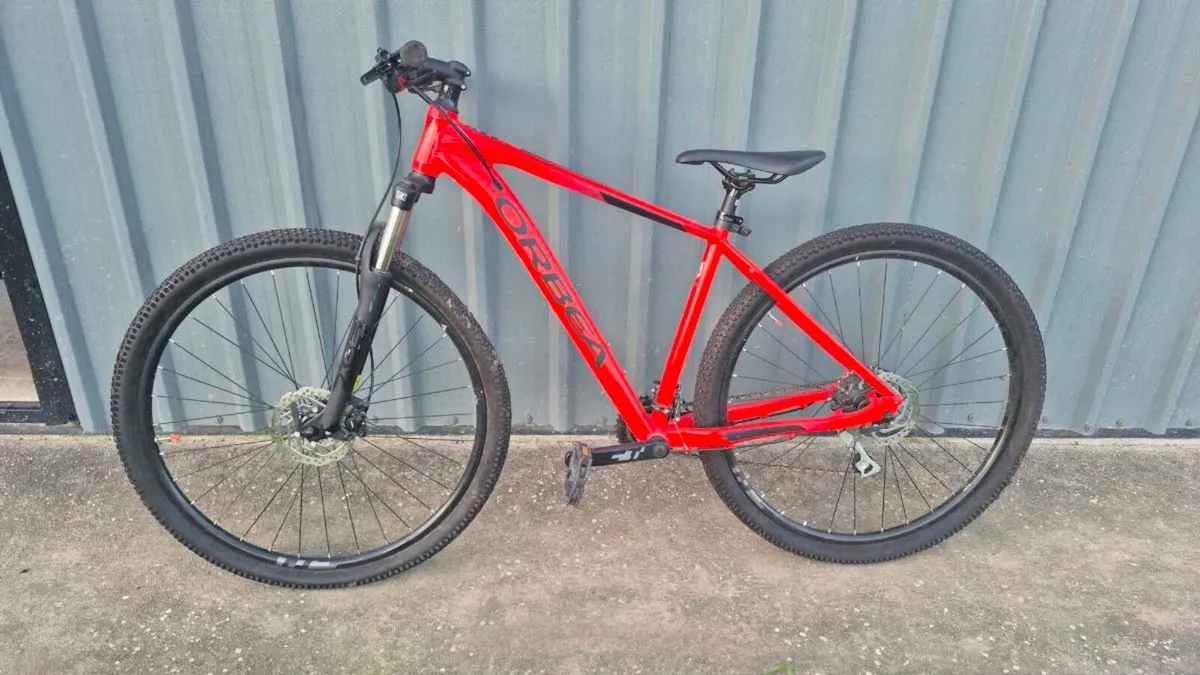 Orbea MX 29 Mountain Bike – 29” Wheels – Excellent - Image 1