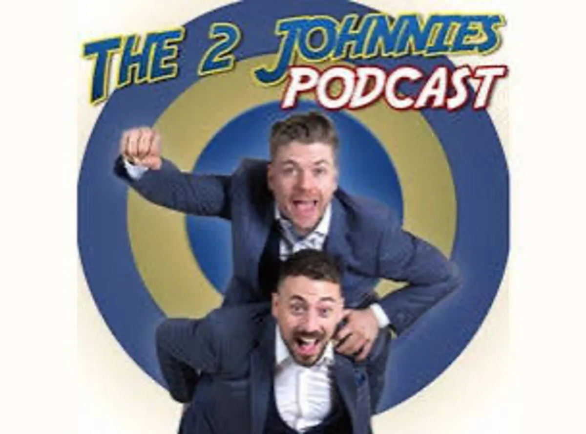 2 Johnnies live podcast gig