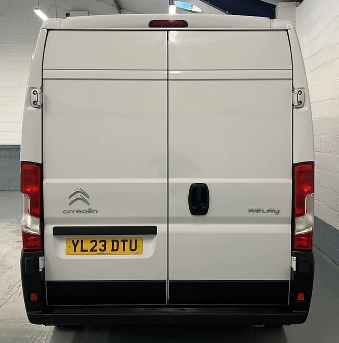 2023 Citroen Relay High Roof Panel Van - Image 3