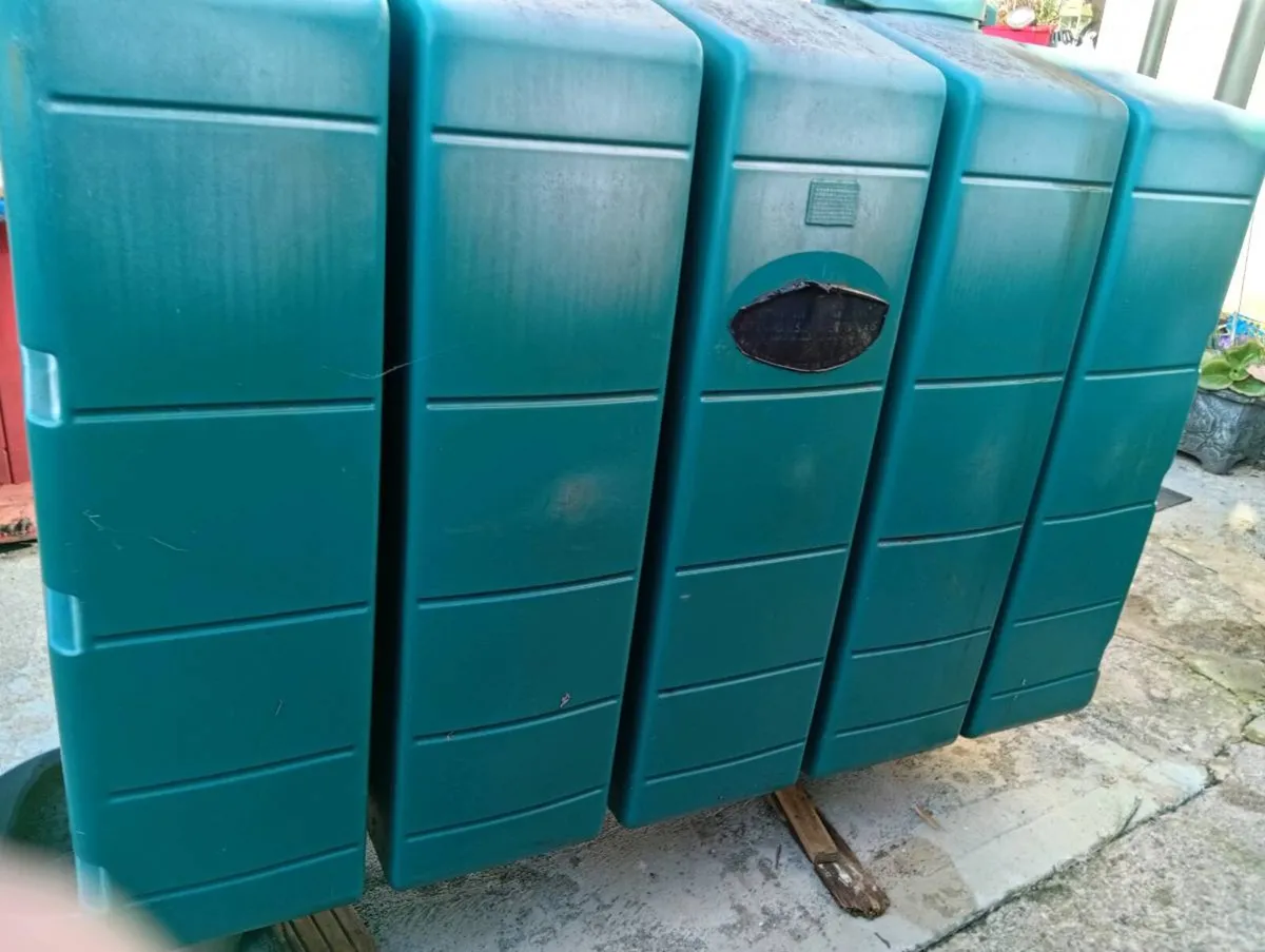 Diesel Oil Tank 1200ltrs Plastic. - Image 3