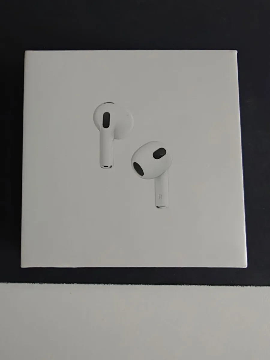 Apple AirPods Gen3 - Image 1
