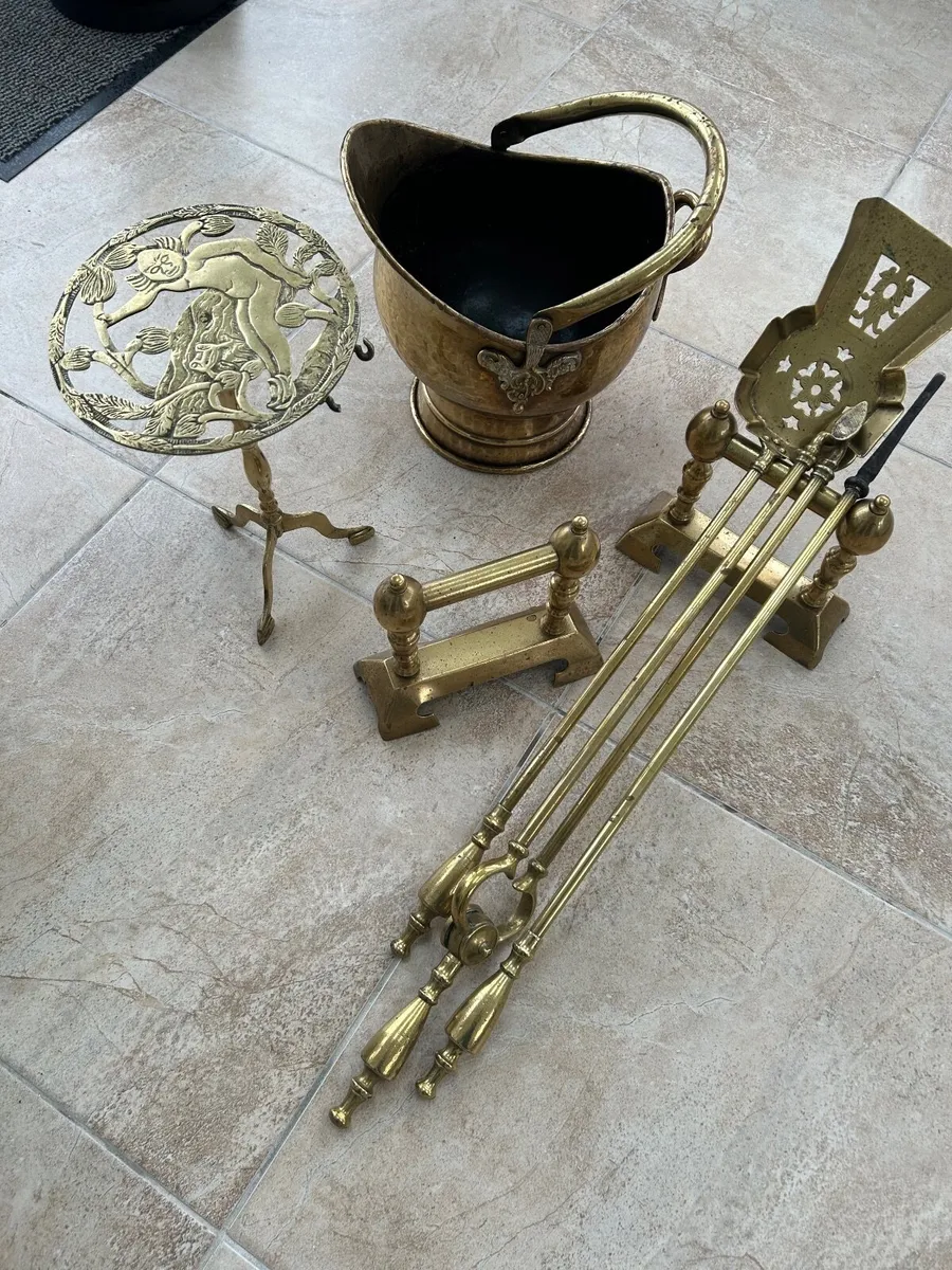 Brass companion set - Image 1