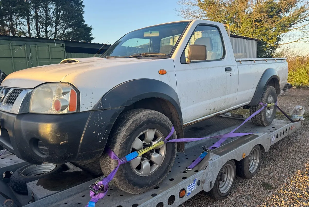 Nissan Navara - Image 3