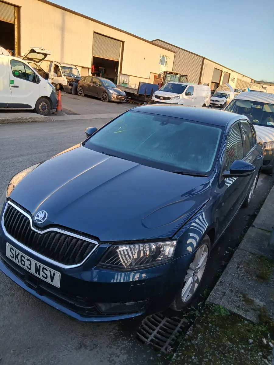 2013 SKODA OCTAVIA 2.0TDI BREAKING - Image 2