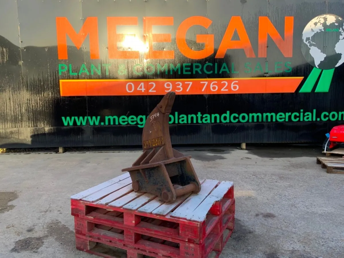 36" DIGGING BUCKET...65mm PINS..............162w. - Image 1