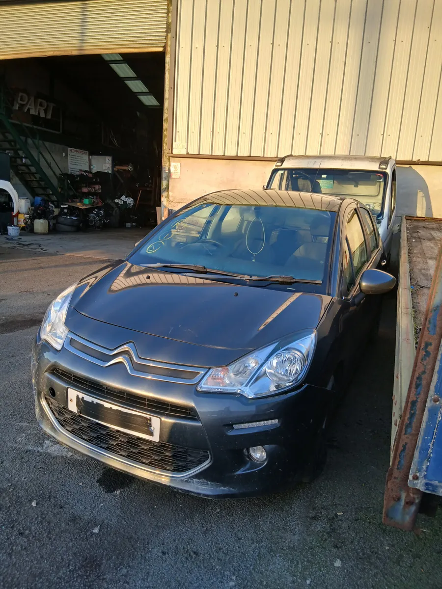 2015 CITROEN C3 1.2 BREAKING - Image 1