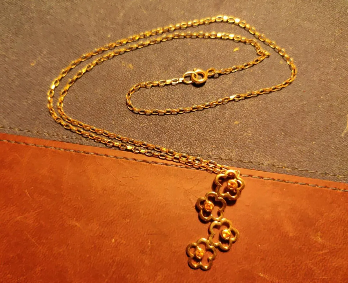 FLOWER POWER 9CT SOLID Gold 18"BELCHER 5g Necklace - Image 1
