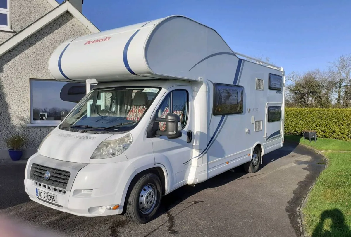 Motorhome - Image 2