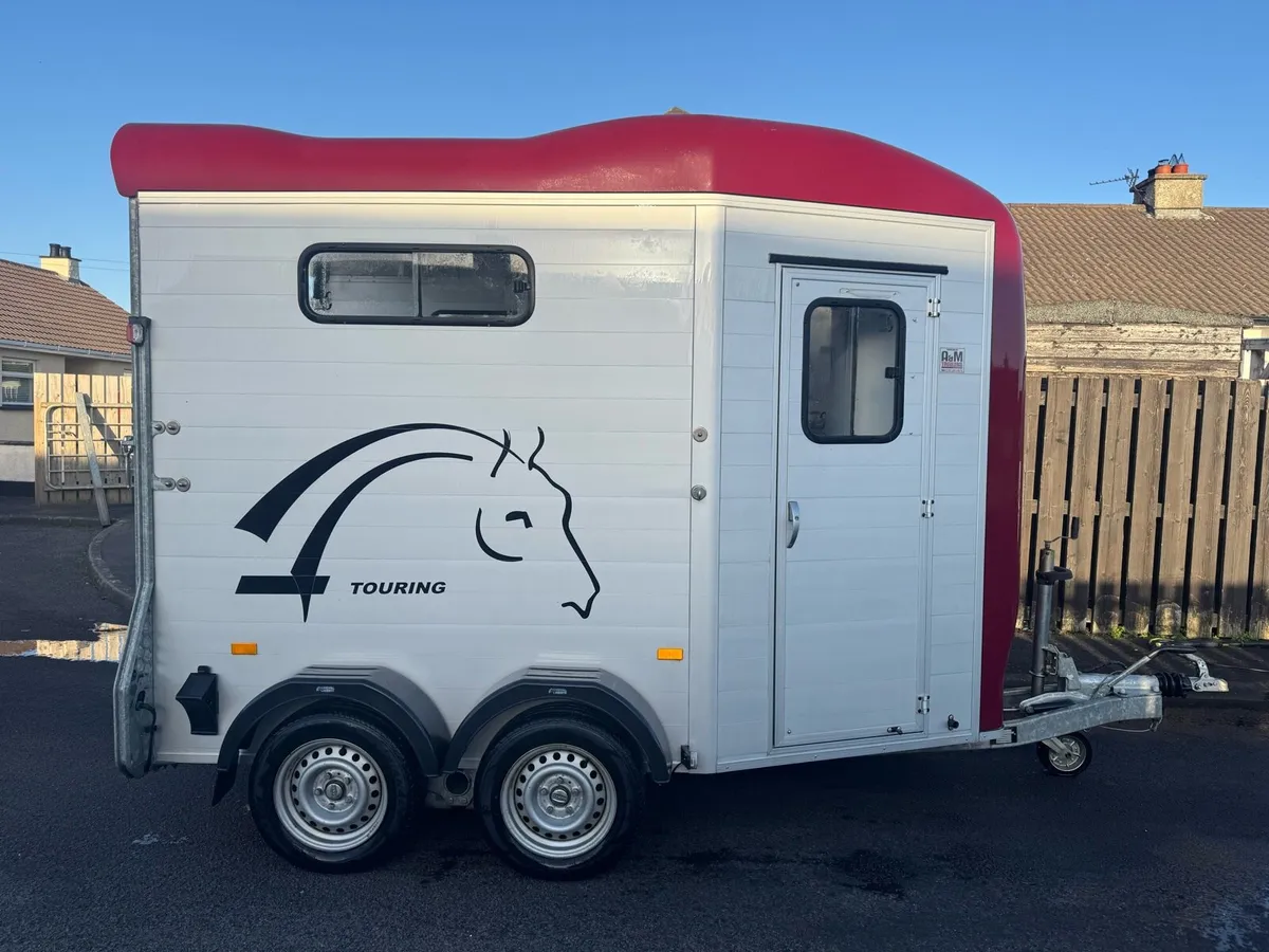 Cheval Liberte Horse box - Image 3
