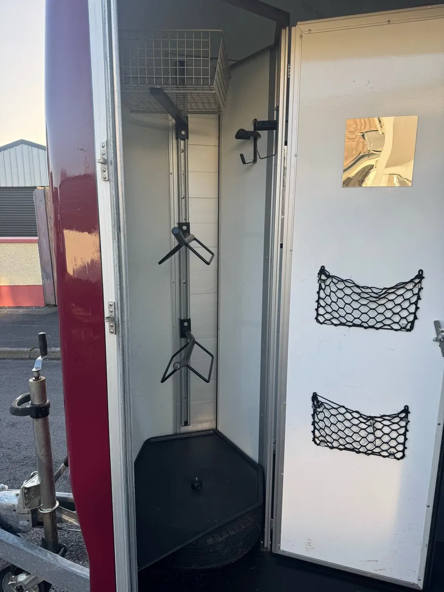 Cheval Liberte Horse box - Image 4
