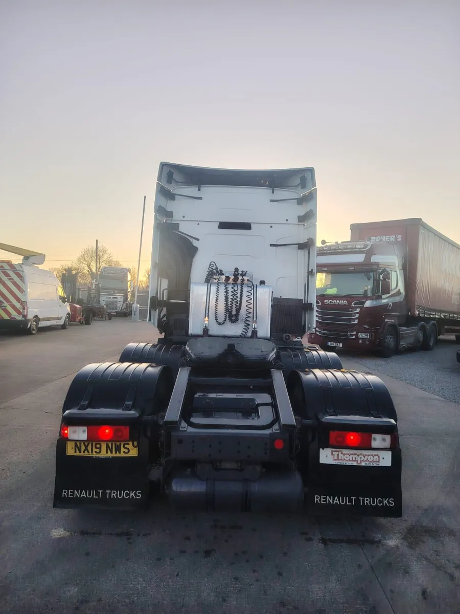 2019 Renault T480 Tipping & Blowing Equipment - Image 2