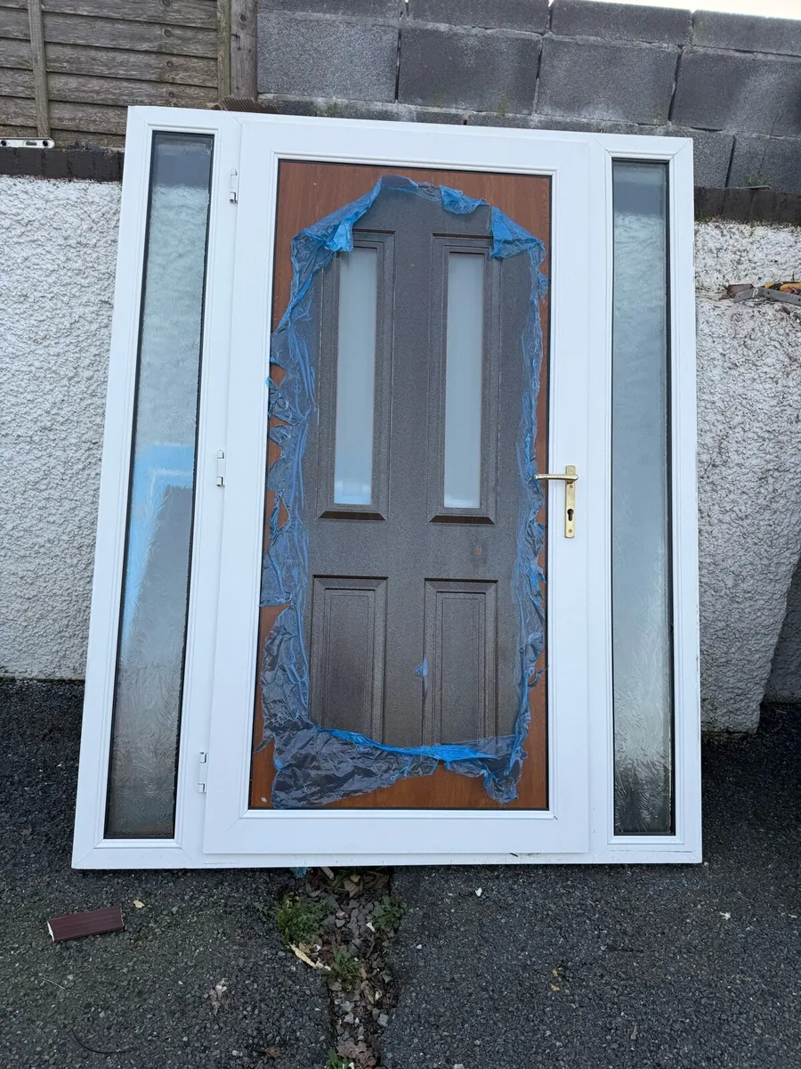 Pvc front door - Image 1