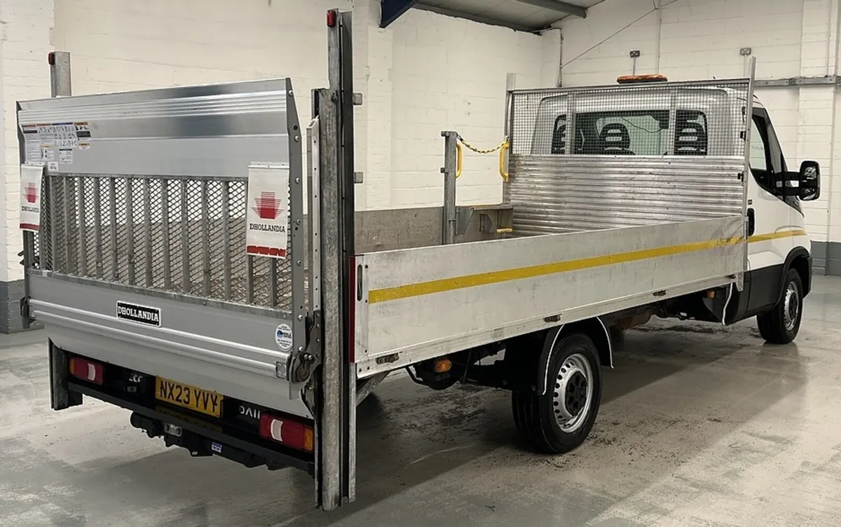 2023 Iveco Daily Dropside Van - Image 4