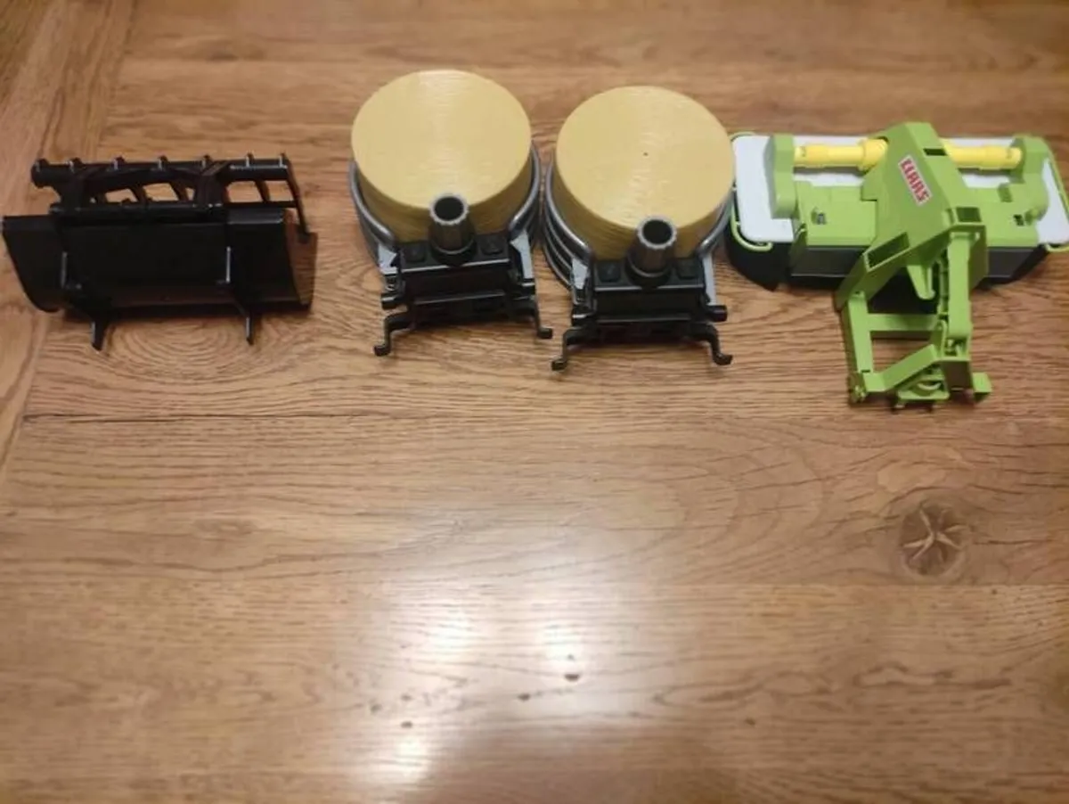 Bruder 1:16 Farm Toys - Image 3