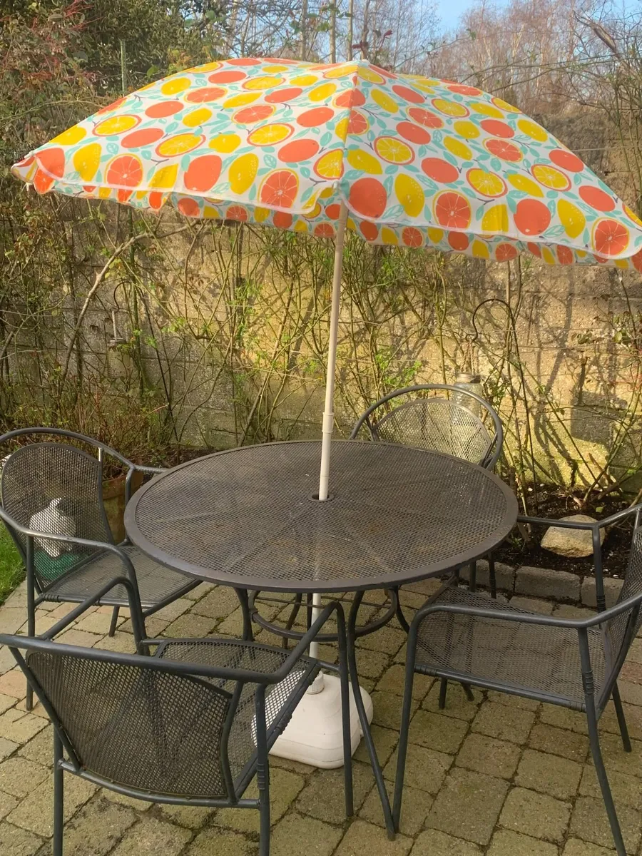 Patio table and 4 chairs - Image 2