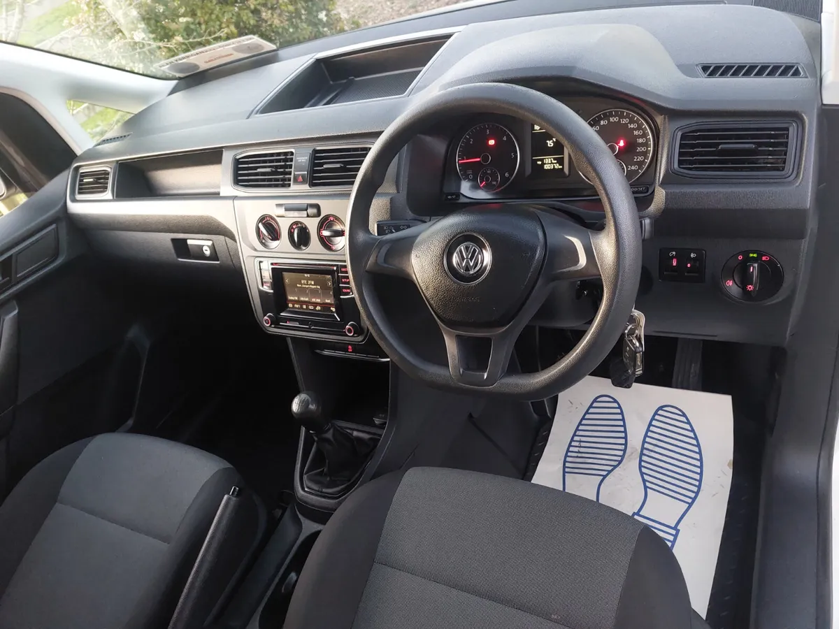 VW CADDY 2019' 100KMS = 62K MLS - Image 4