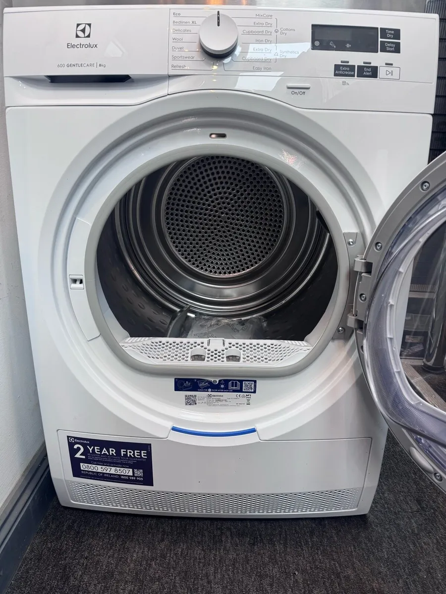 Electrolux 8kg condenser Dryer EDHI618WD (New) - Image 2