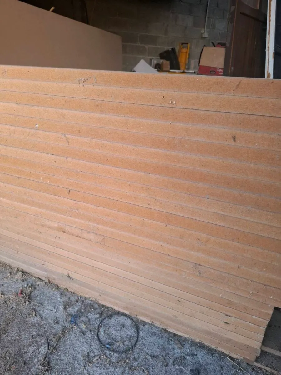 8x4 sheets of mdmf - Image 3