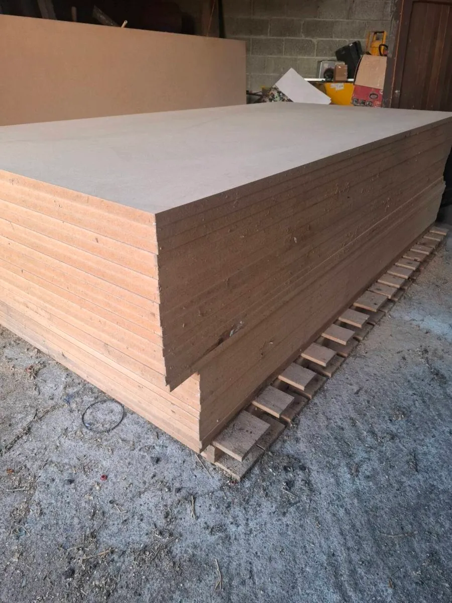 8x4 sheets of mdmf - Image 4