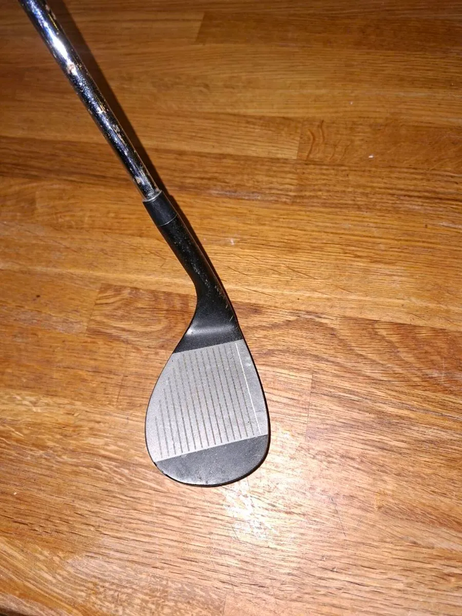64⁰ wedge - Image 1