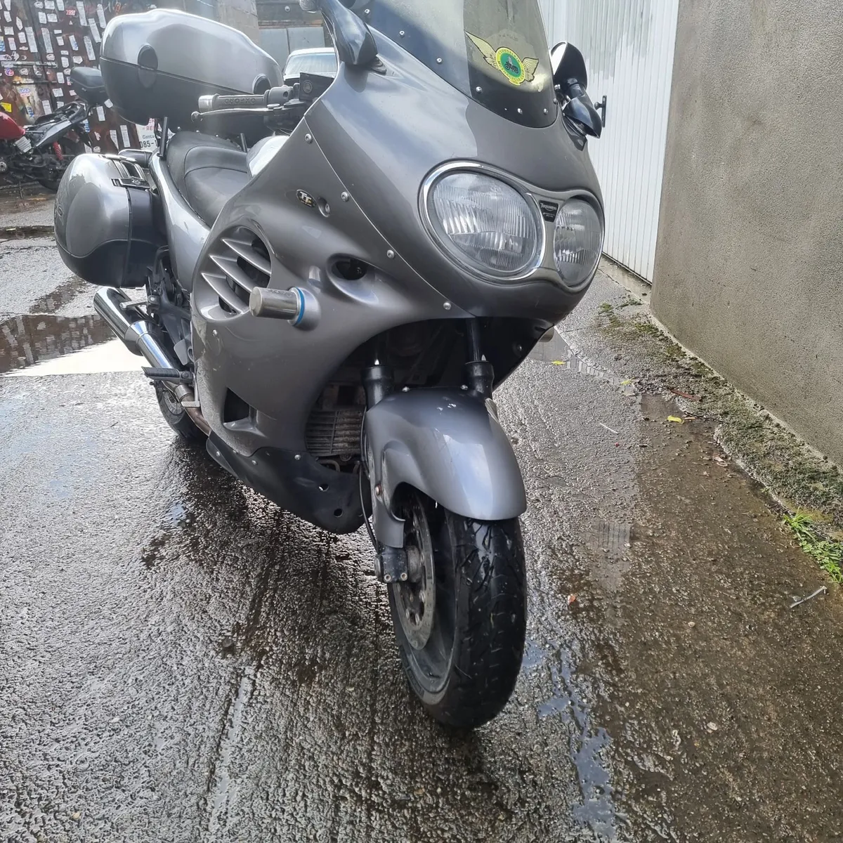 Triumph Other 2003 - Image 2