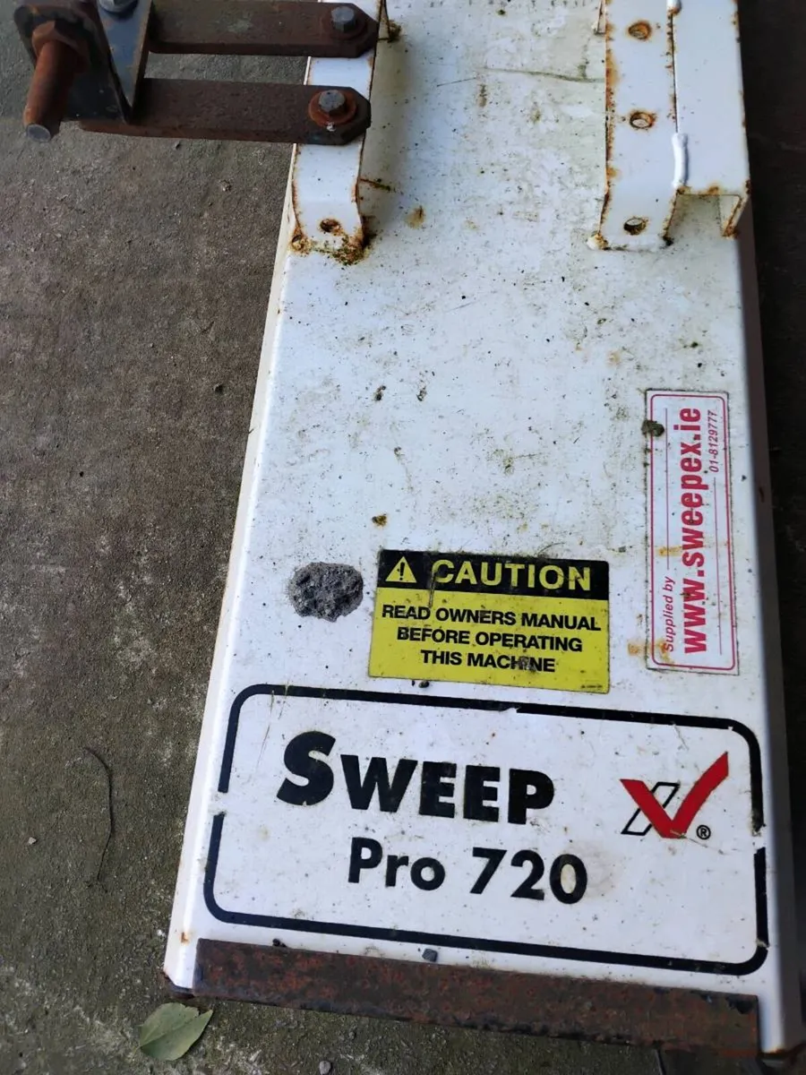 Yard brush - Image 1