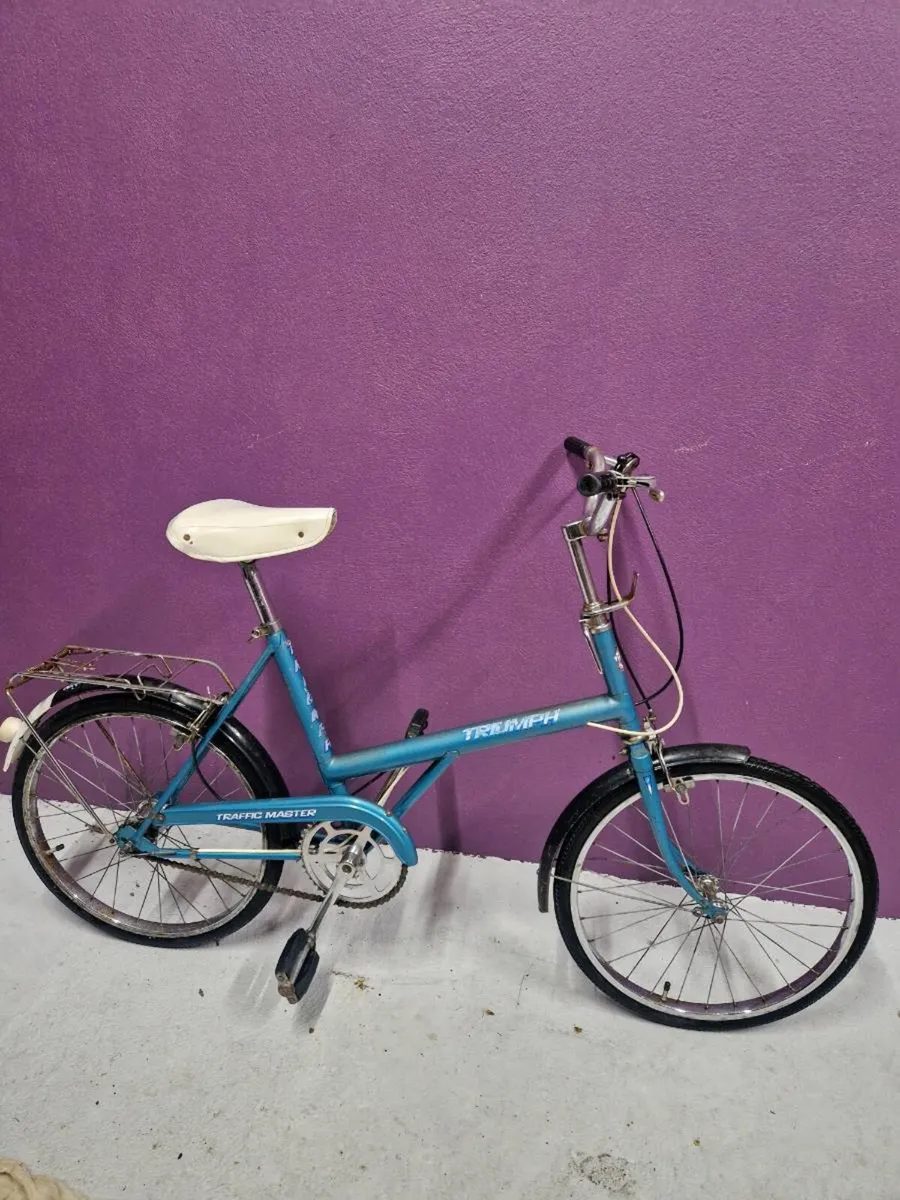 Totally orignal Triumph 20 traffic master - Image 1