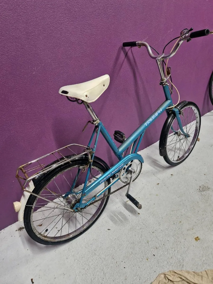 Totally orignal Triumph 20 traffic master - Image 3