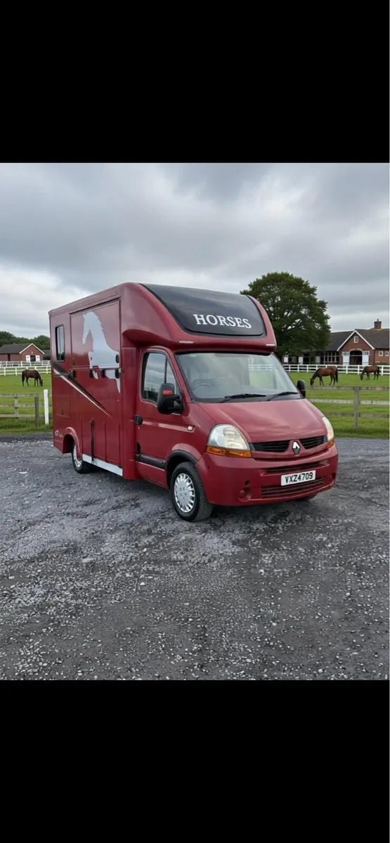 NI Year 2009 Horse lorry - Image 1