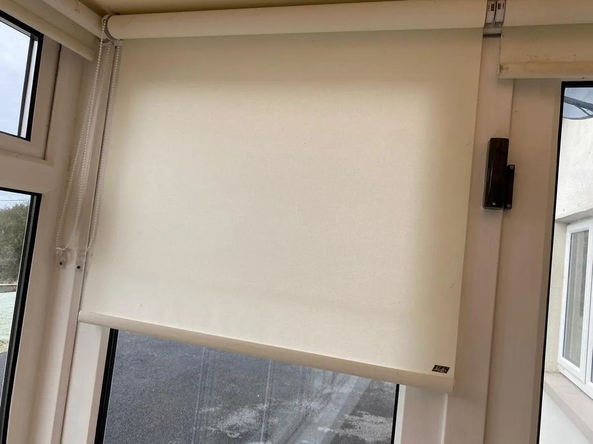 Luxaflex Blinds - Image 2