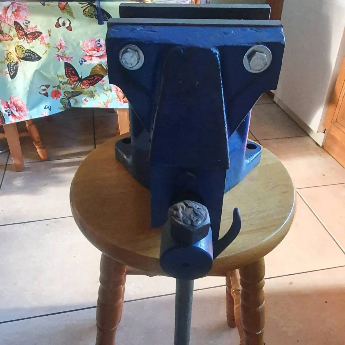 Heavy duty record vice - Image 3