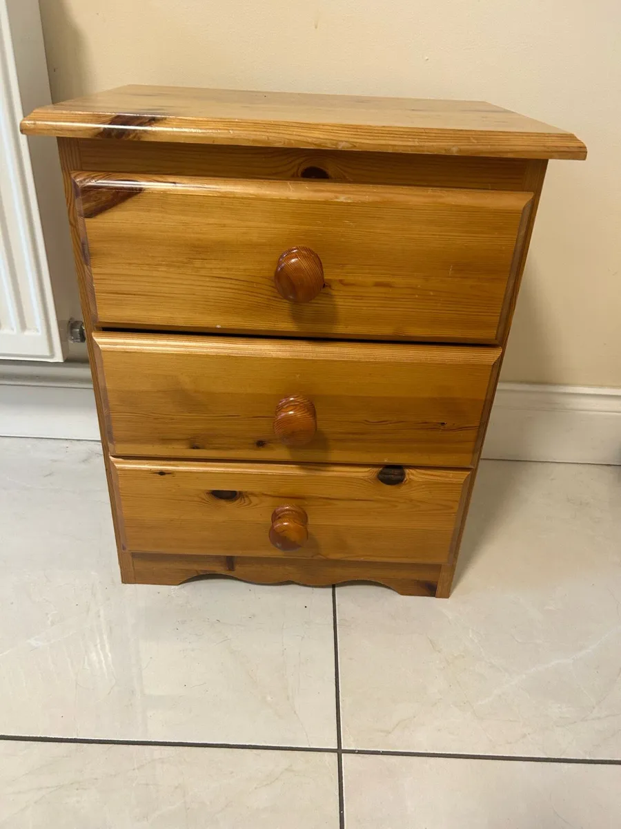 Two bedside lockers €30 each - Image 2