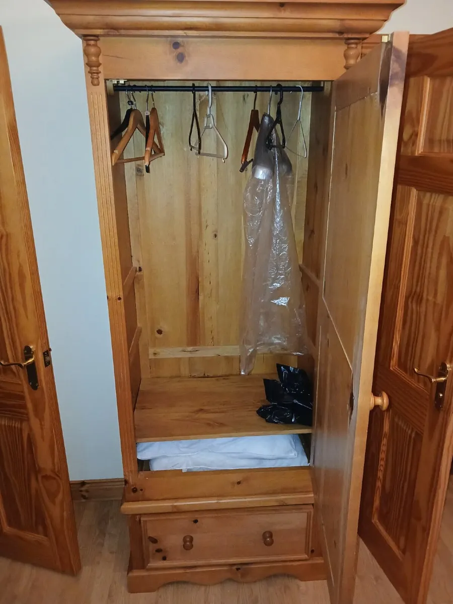 Wardrobe - Image 2