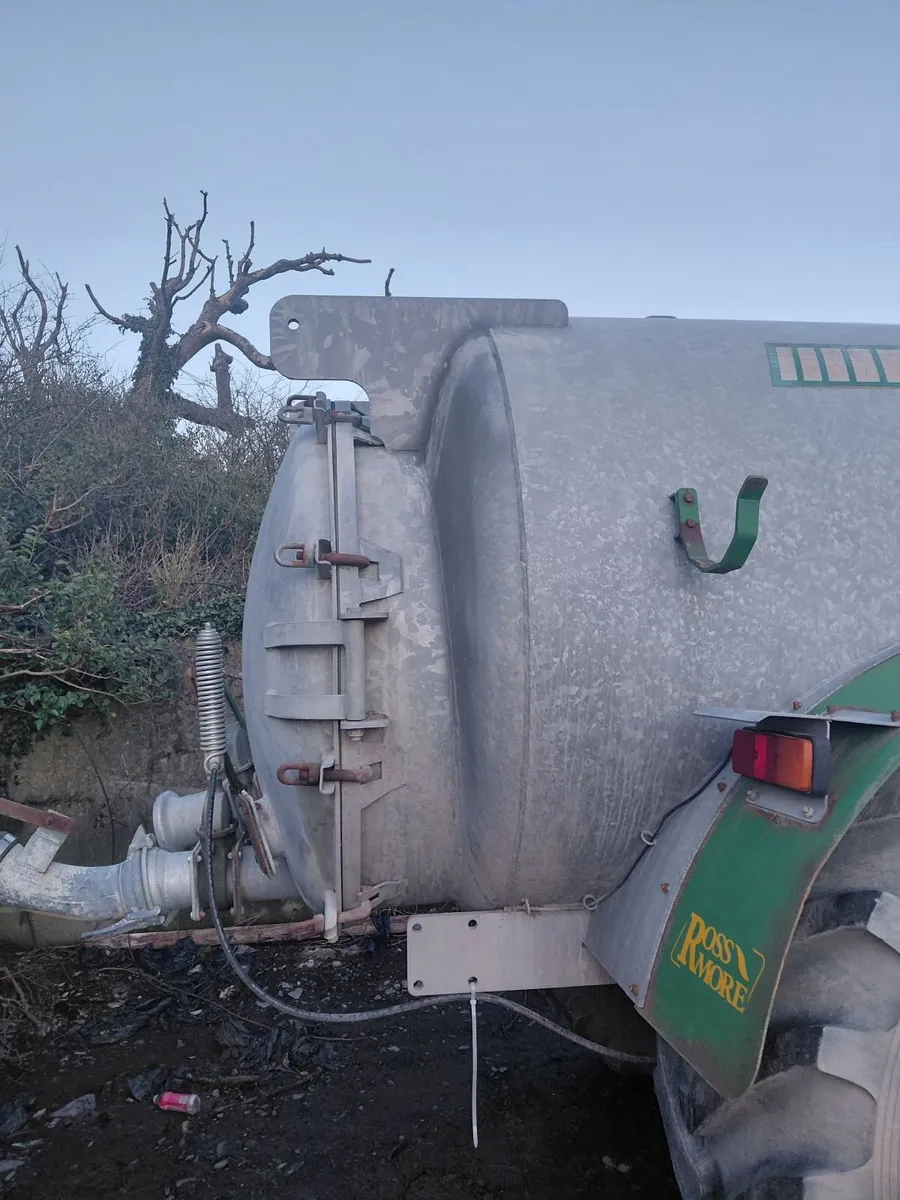 Vacuum Tank - Image 2