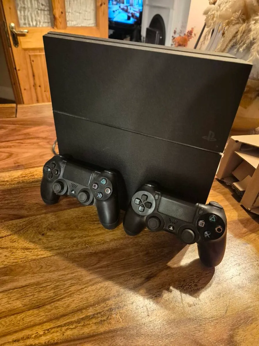 PlayStation 4 - Image 1