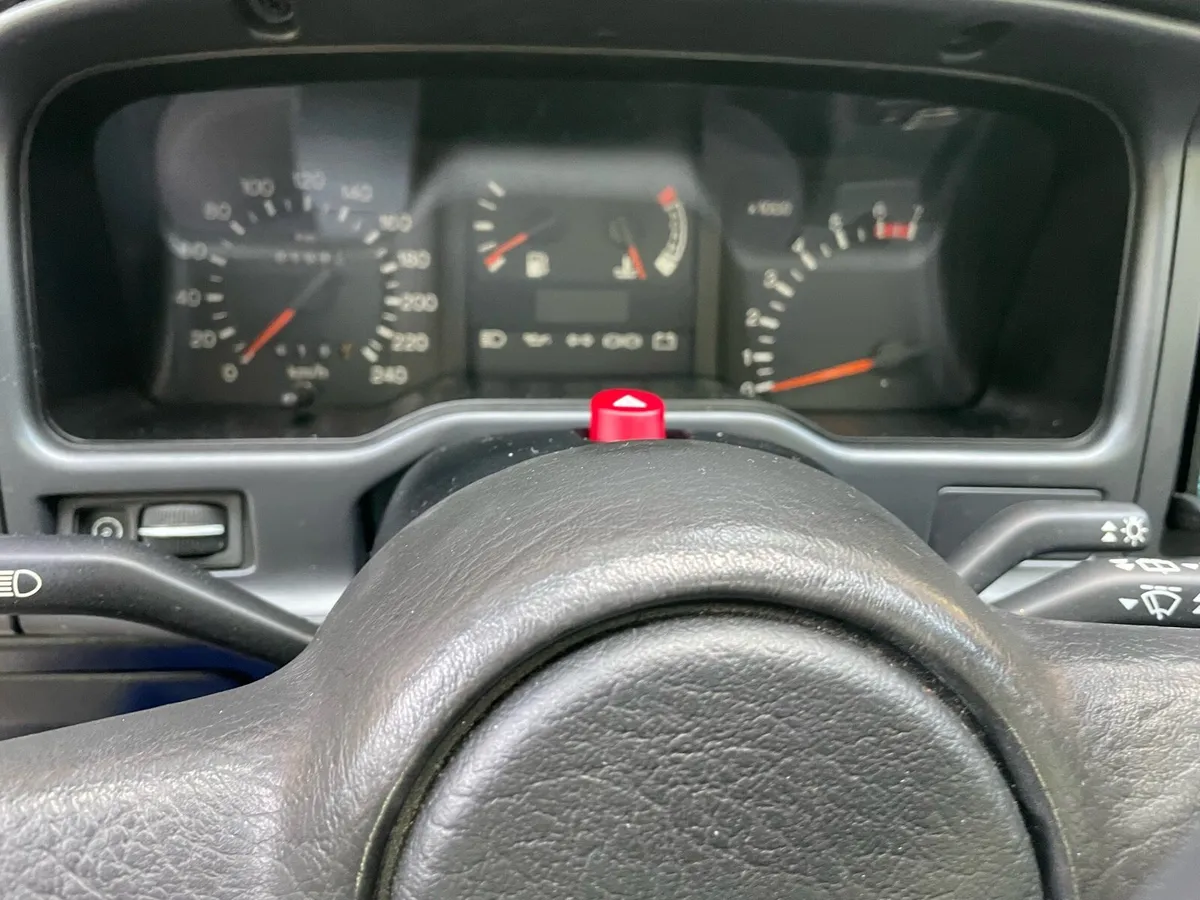 Ford Sierra GT 3dr - Image 4