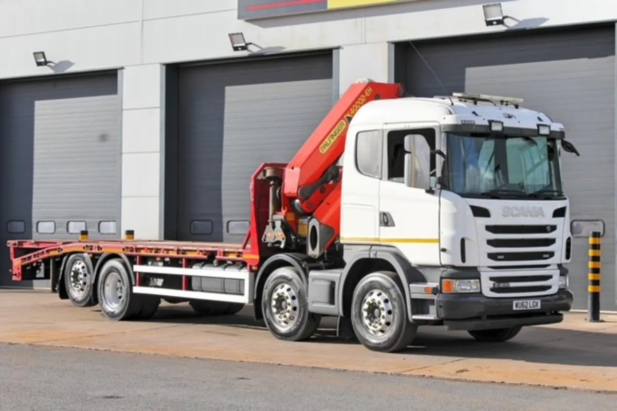 2013 SCANIA G400 8X2 BEAVERTAIL & PK40002-EH CRANE - Image 1