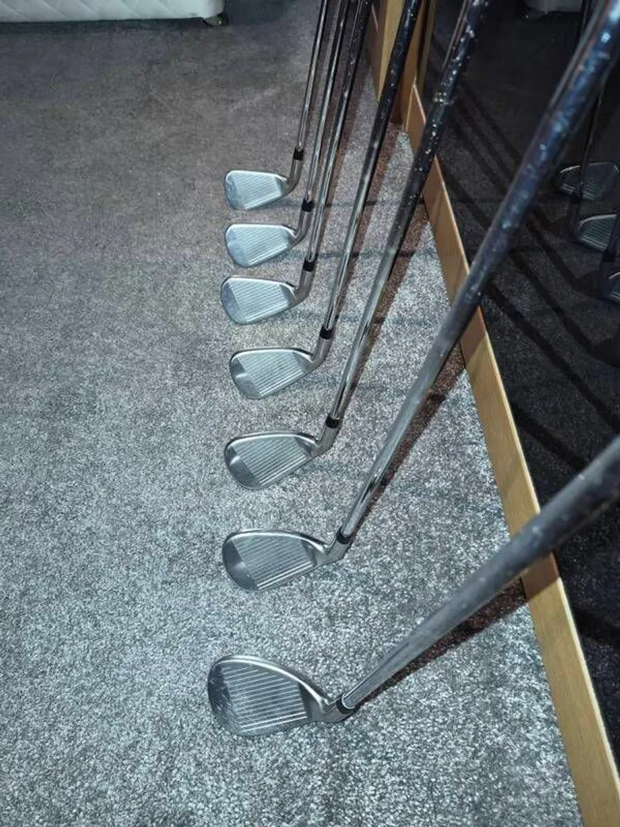 Callaway XR OS irons set 5-SW (7 irons) / Callaway Razr Fit Xtreme Driver - Image 2