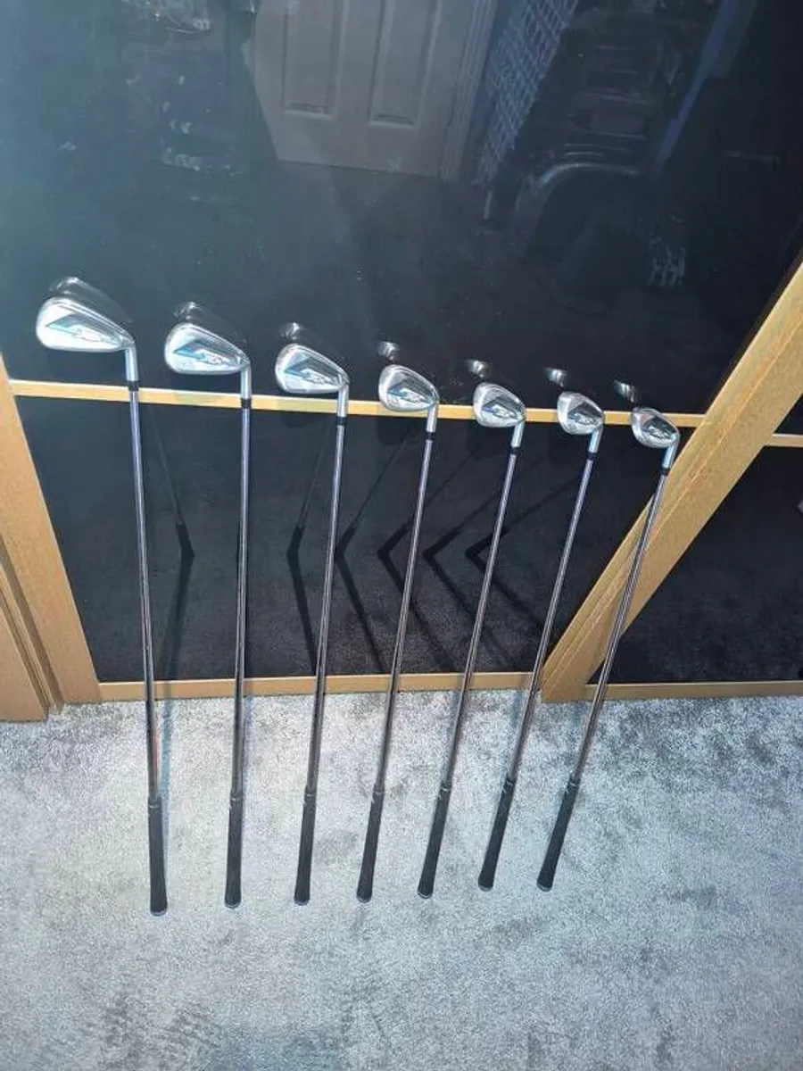 Callaway XR OS irons set 5-SW (7 irons) / Callaway Razr Fit Xtreme Driver - Image 3