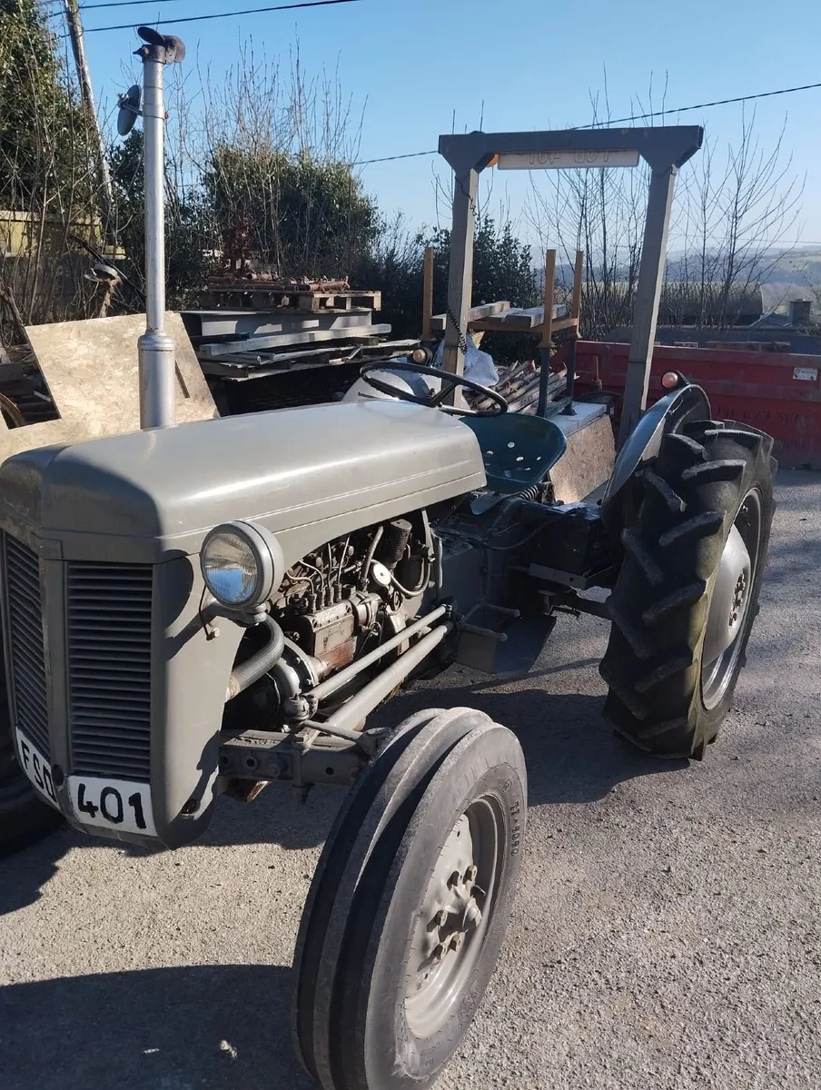 Massey Ferguson 20 - Image 1